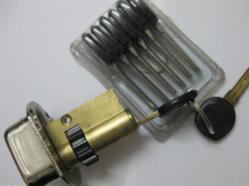 修鎖、換鎖、開鎖