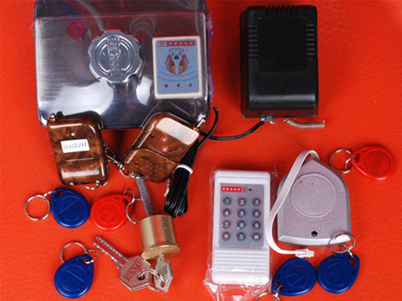 修鎖、換鎖、開鎖